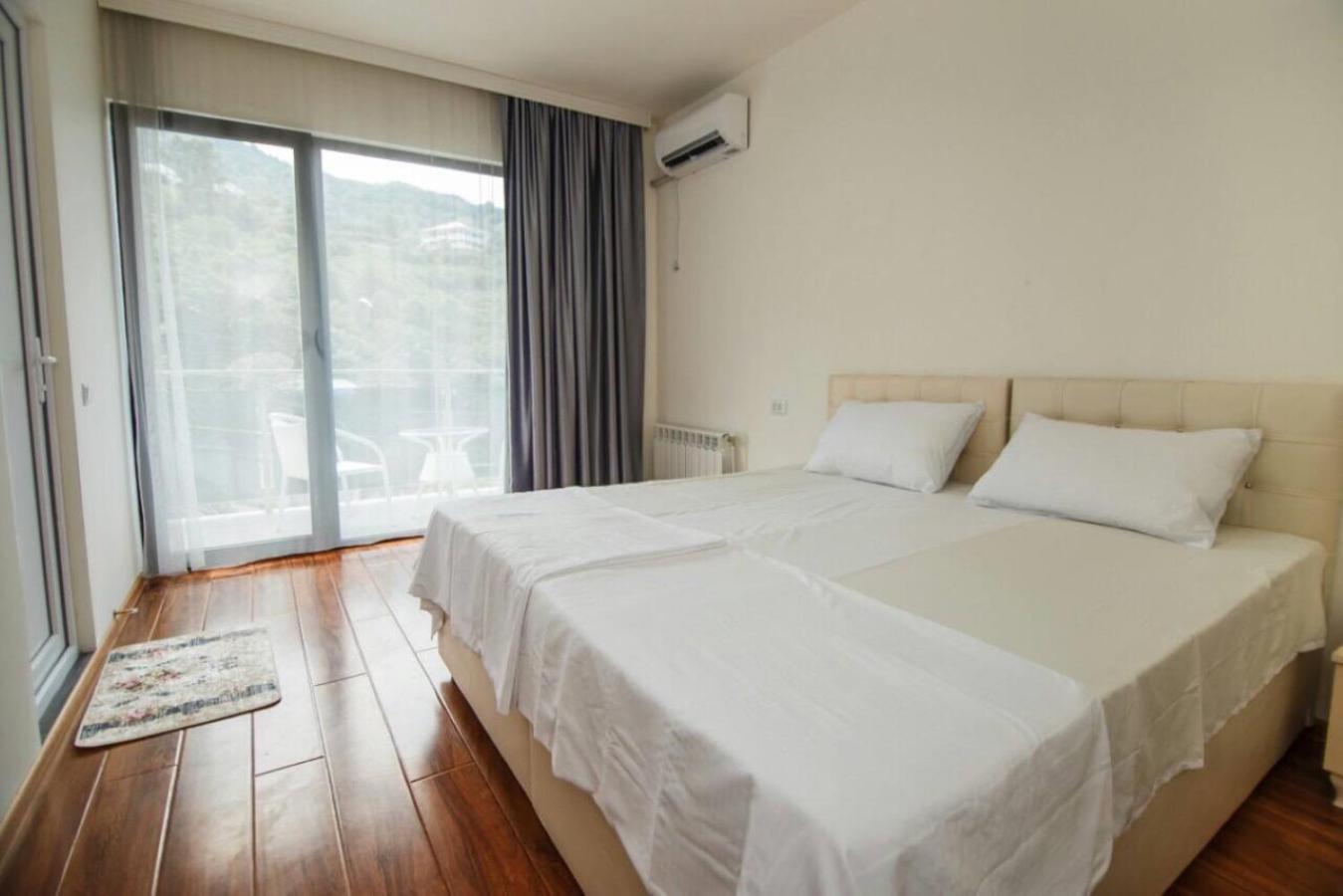 Hotel Ararat Gonio Exteriér fotografie
