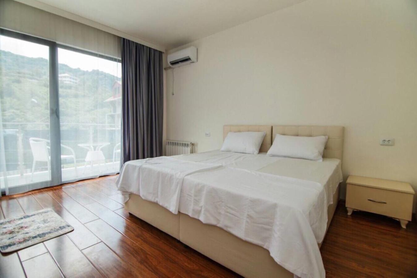 Hotel Ararat Gonio Exteriér fotografie