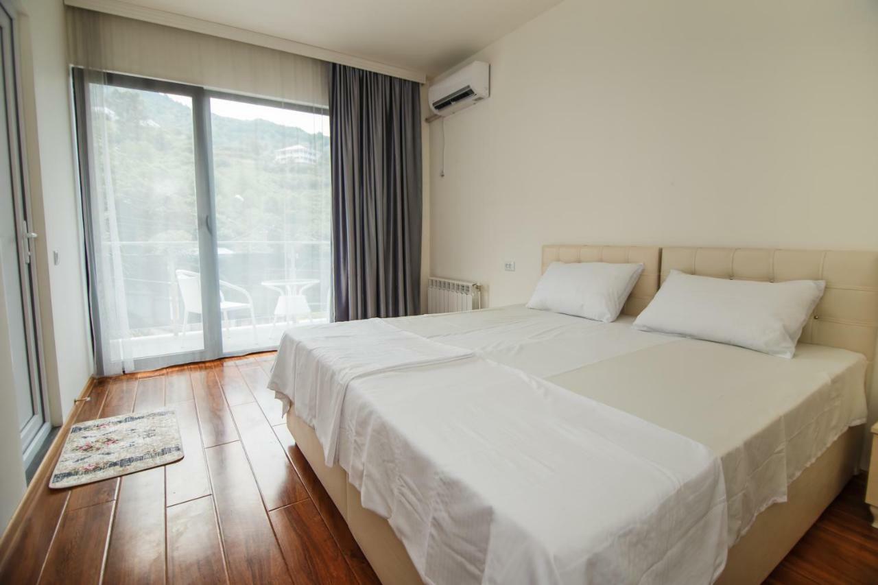 Hotel Ararat Gonio Exteriér fotografie