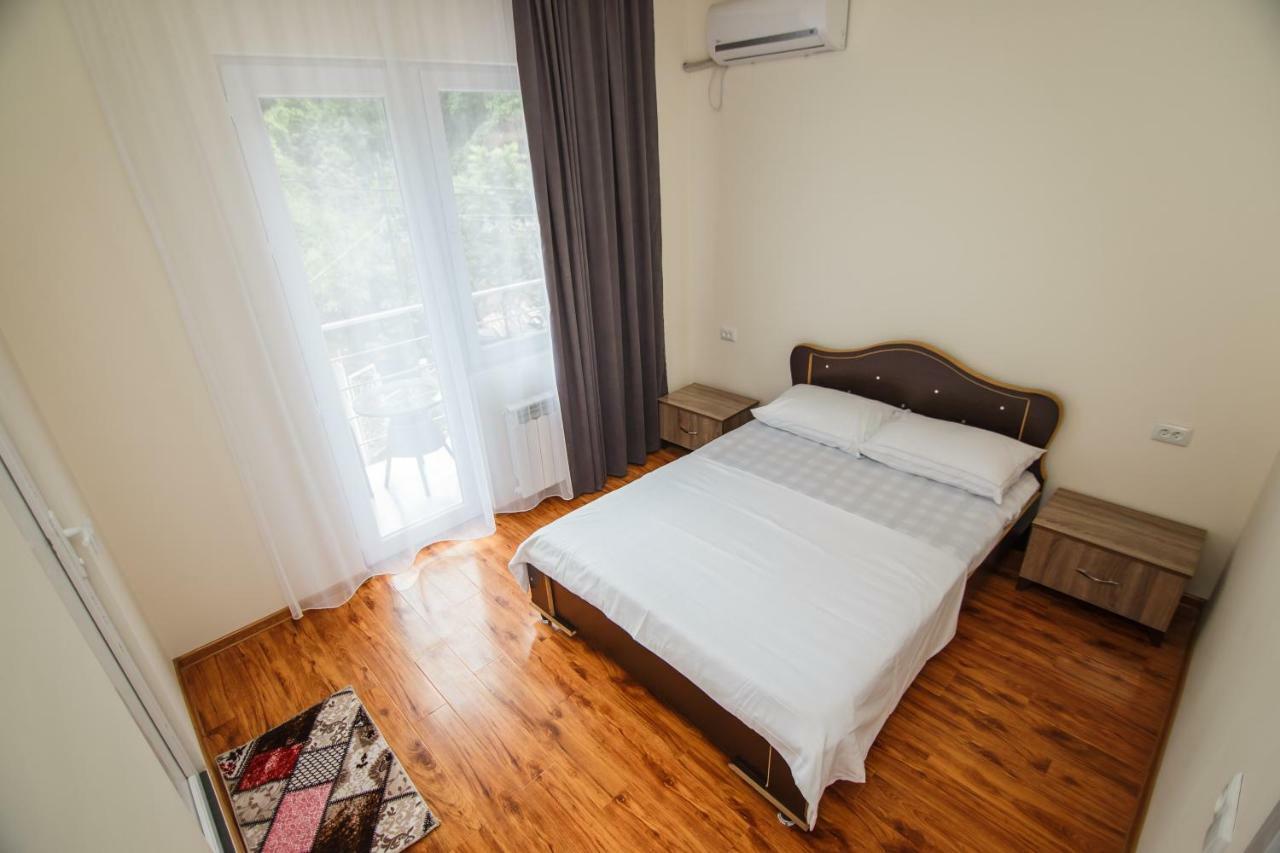 Hotel Ararat Gonio Exteriér fotografie