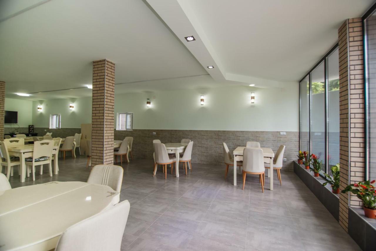 Hotel Ararat Gonio Exteriér fotografie